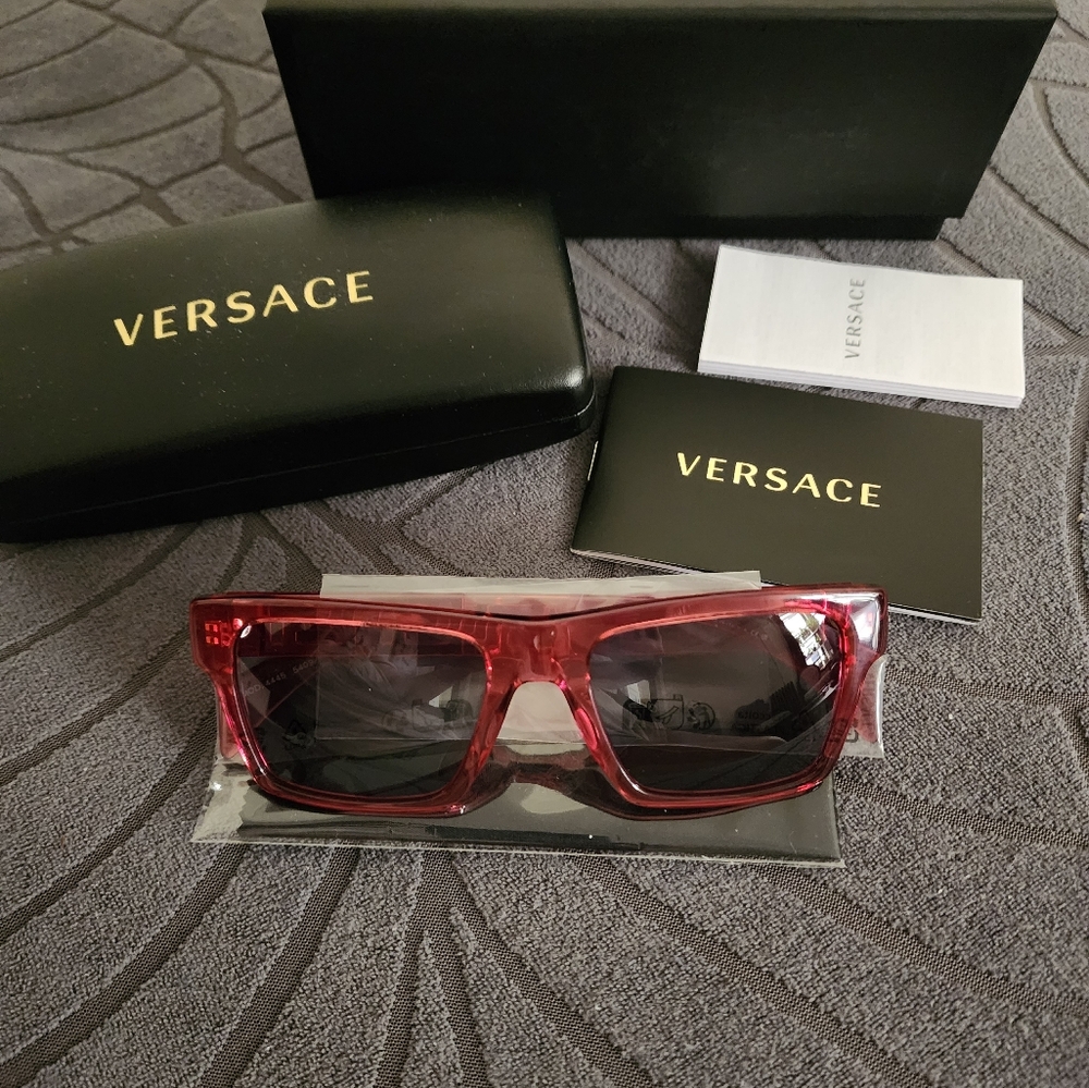 ‼️ON SALE ‼️Authentic Versace Sunglasses - Picture 7 of 13
